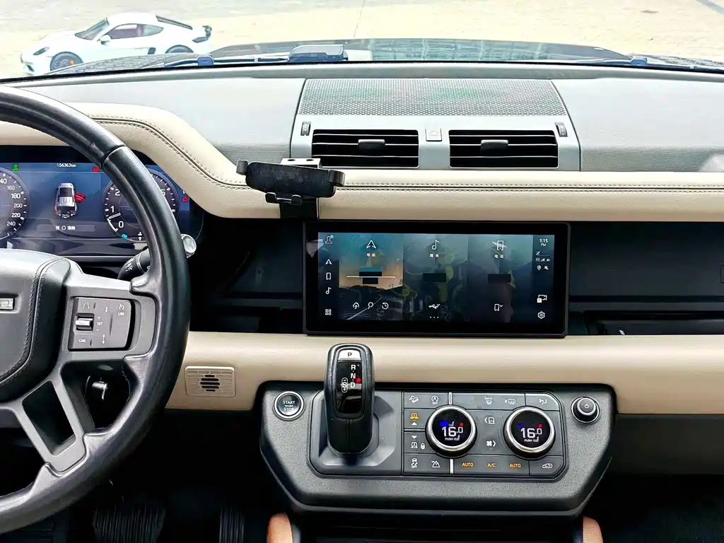 Land Rover Defender — миниатюра 15
