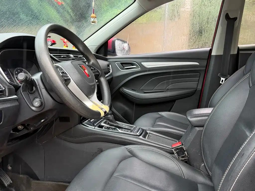Roewe RX3 — миниатюра 5