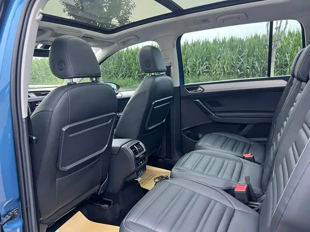 Volkswagen Touran — миниатюра 6