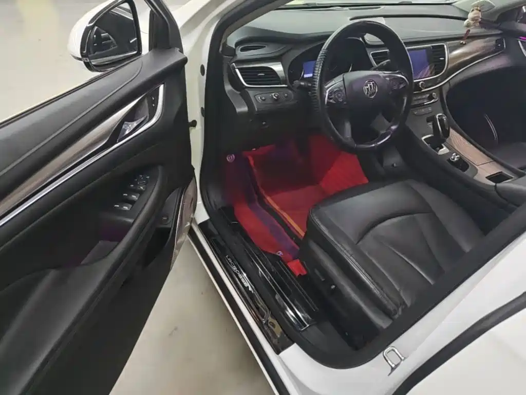 Buick LaCrosse — миниатюра 15