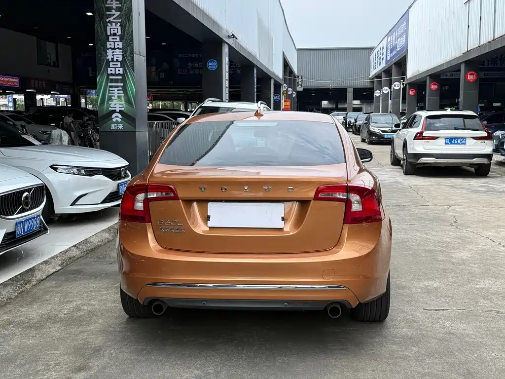 Volvo S60 — миниатюра 9