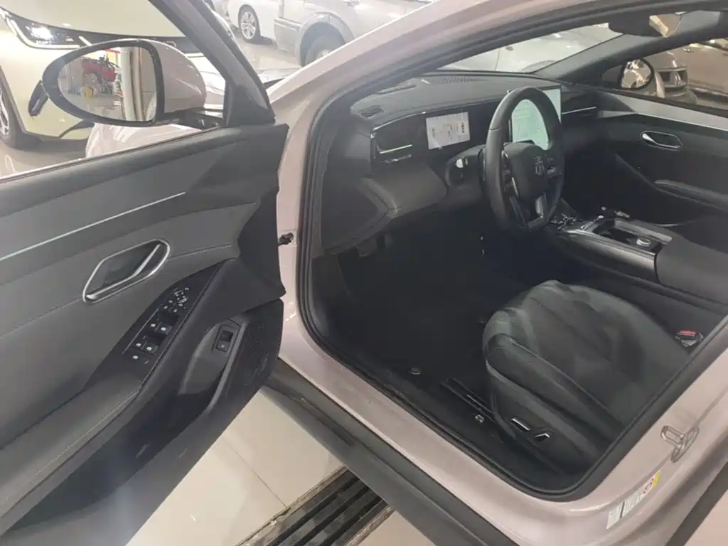 BYD Qin L — миниатюра 16