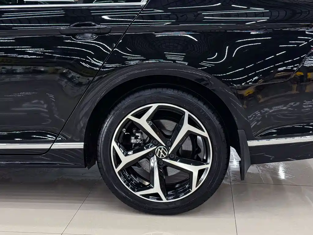Volkswagen Magotan — миниатюра 6