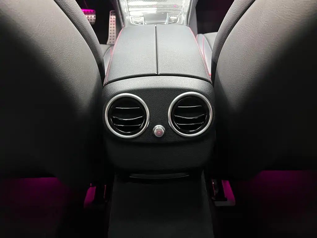 MERCEDES-BENZ C CLASS AMG