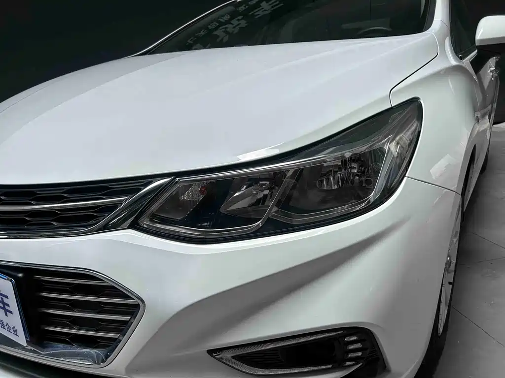 Chevrolet Cruze — миниатюра 2
