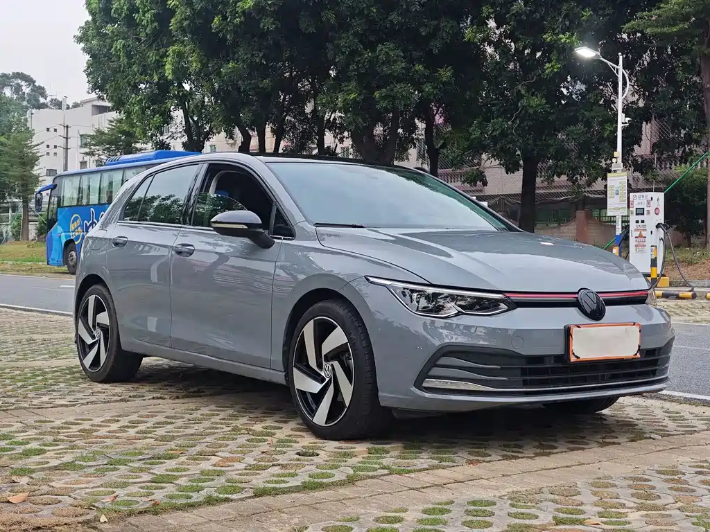 Volkswagen Golf — миниатюра 4