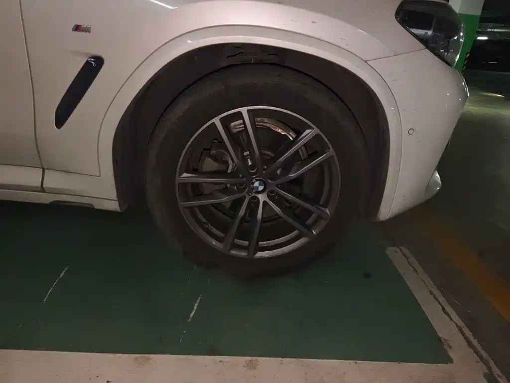 BMW X3 — миниатюра 24