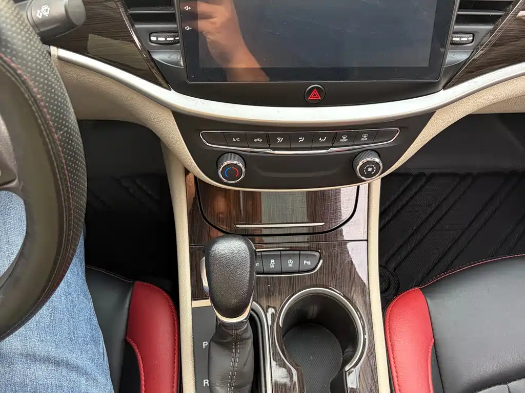 Buick Verano — миниатюра 16