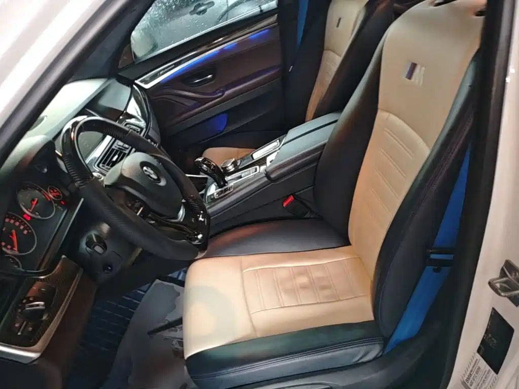 BMW 5 Series — миниатюра 15