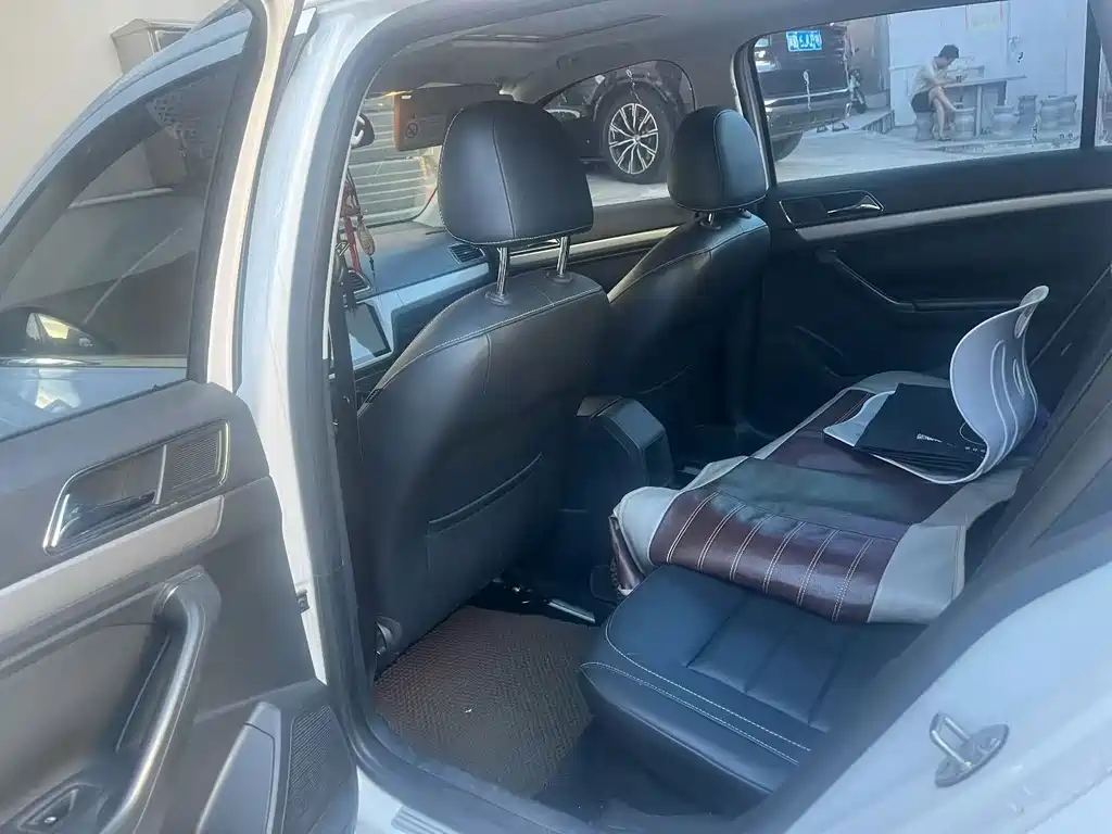 Volkswagen Gran Lavida — миниатюра 8