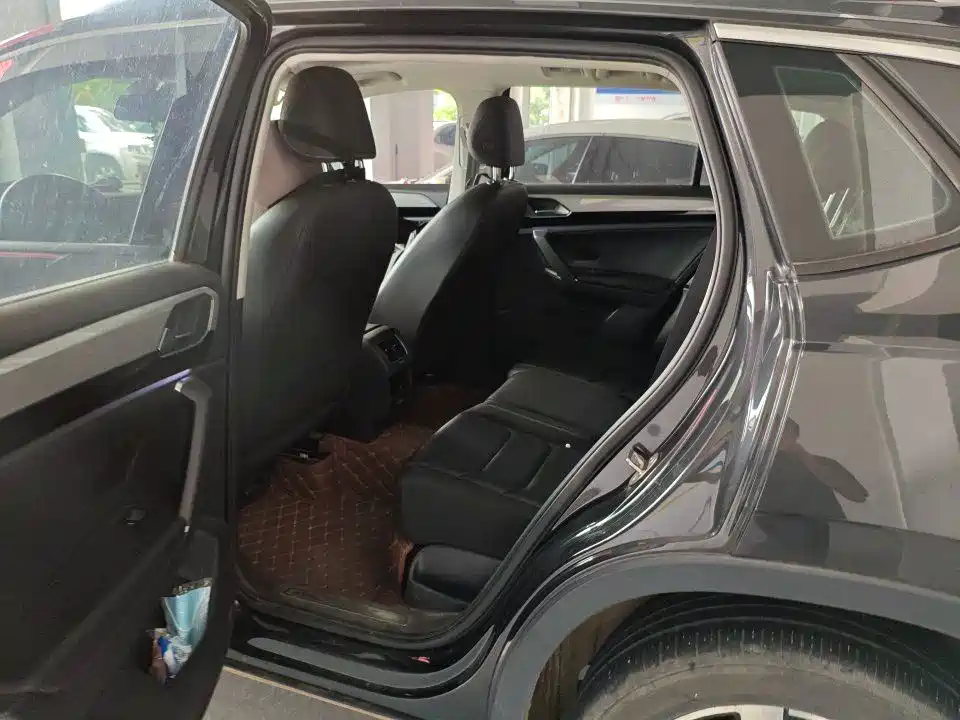 Volkswagen Tayron — миниатюра 6