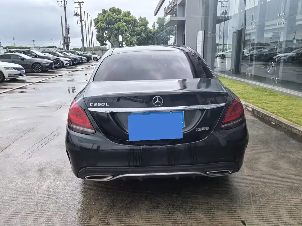 Mercedes-Benz C-Class — миниатюра 5