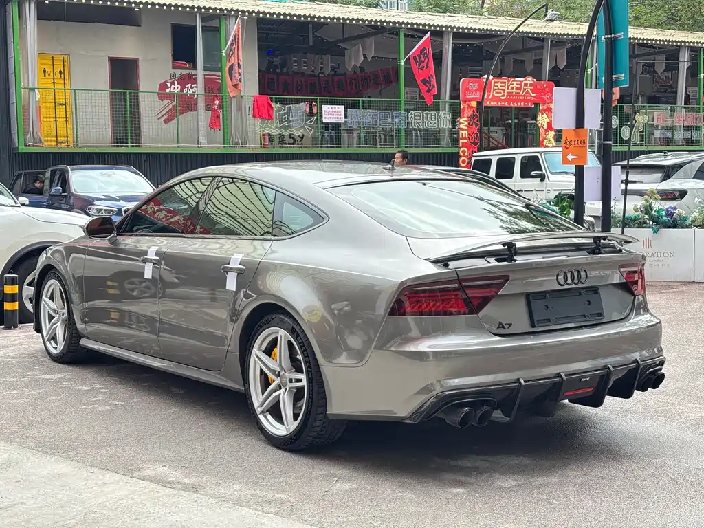 AUDI A7