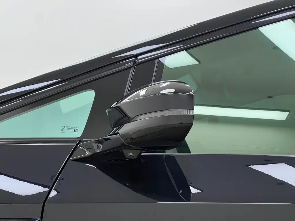 XPeng X9 — миниатюра 11