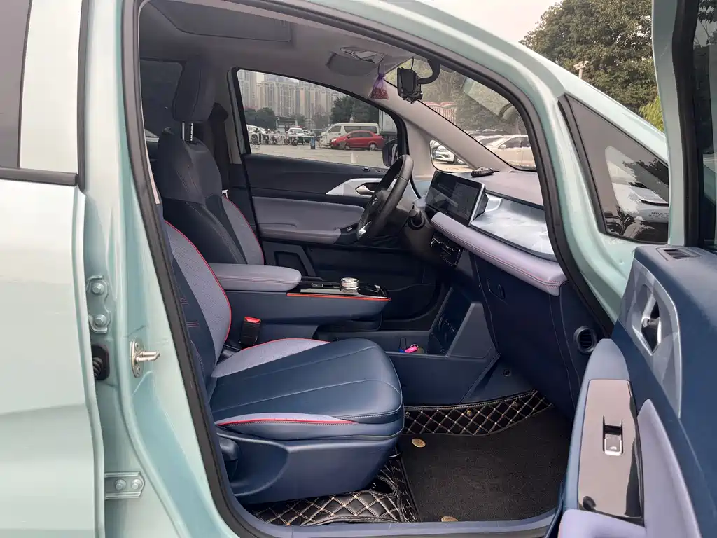 GEELY GEOMETRY E FIREFLY