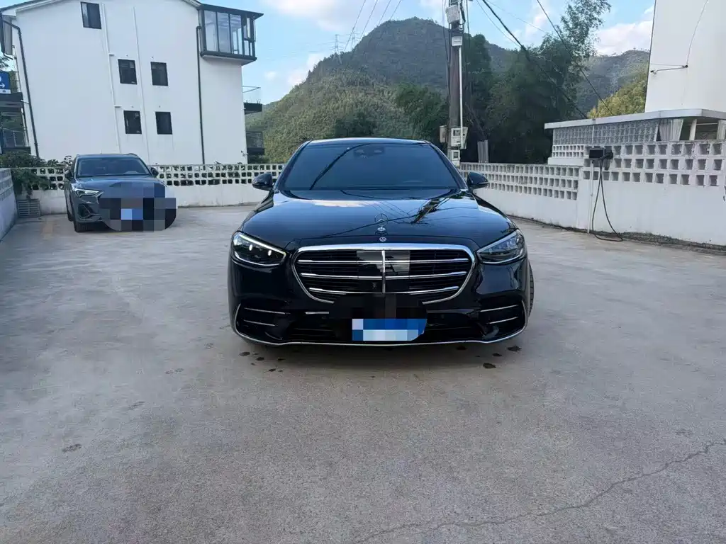Mercedes-Benz S-Class — миниатюра 2
