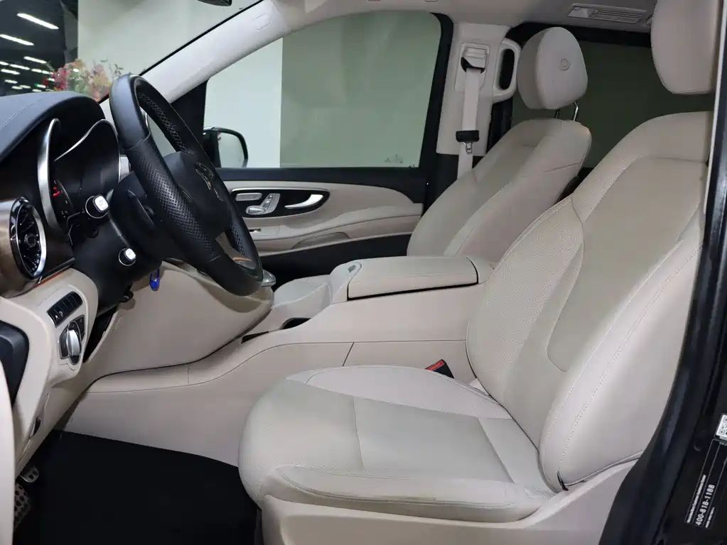 MERCEDES-BENZ V CLASS