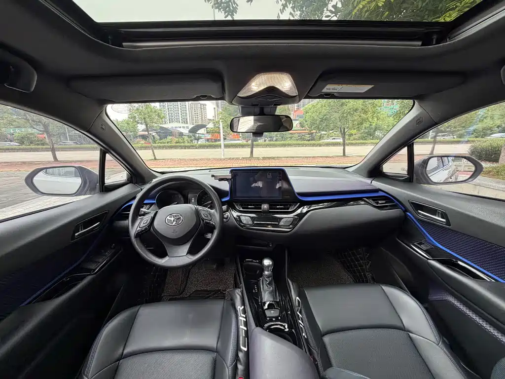 Toyota C-HR — миниатюра 5