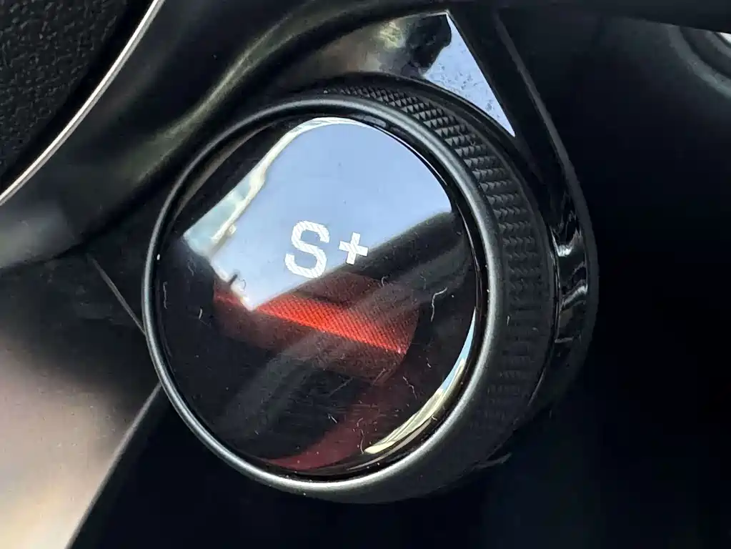 MERCEDES-BENZ GLC AMG