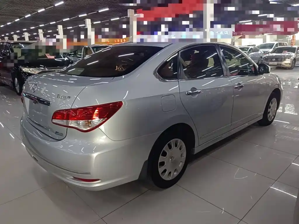 Nissan Sylphy — миниатюра 7