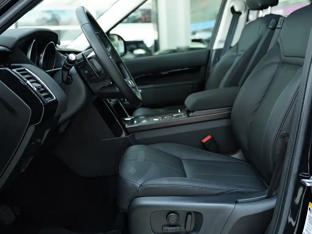 Land Rover Discovery 2019 3.0 SC V6 SE