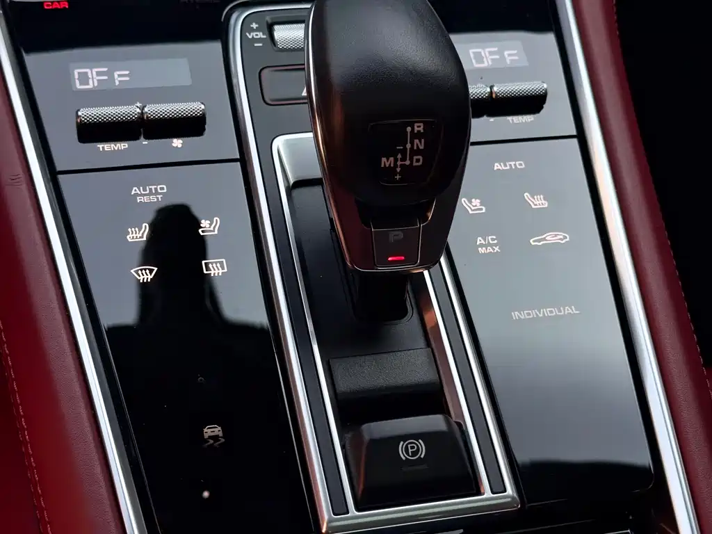 PORSCHE PANAMERA NEW ENERGY