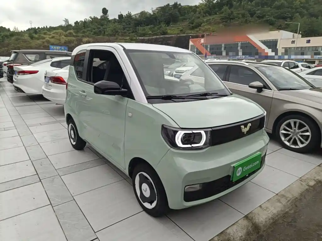Wuling MINIEV — миниатюра 4