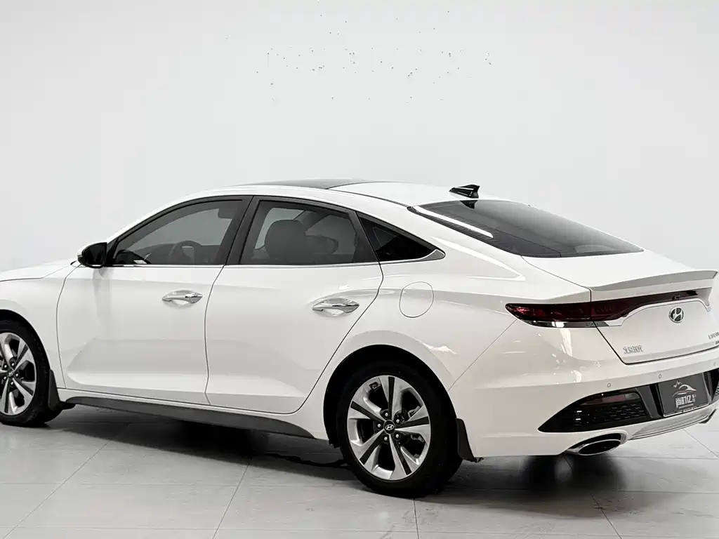 Hyundai Fista — миниатюра 6