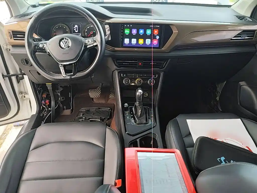 Volkswagen Tharu — миниатюра 10