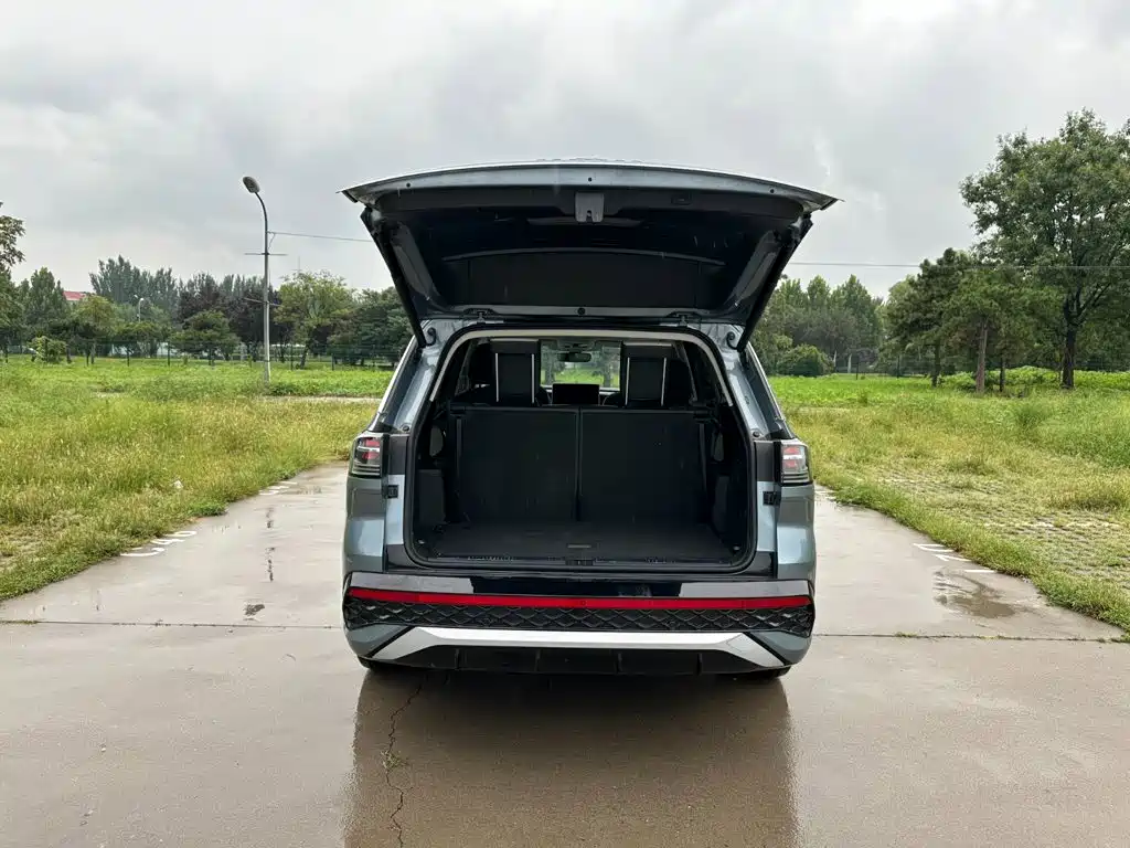 Volkswagen Talagon — миниатюра 8