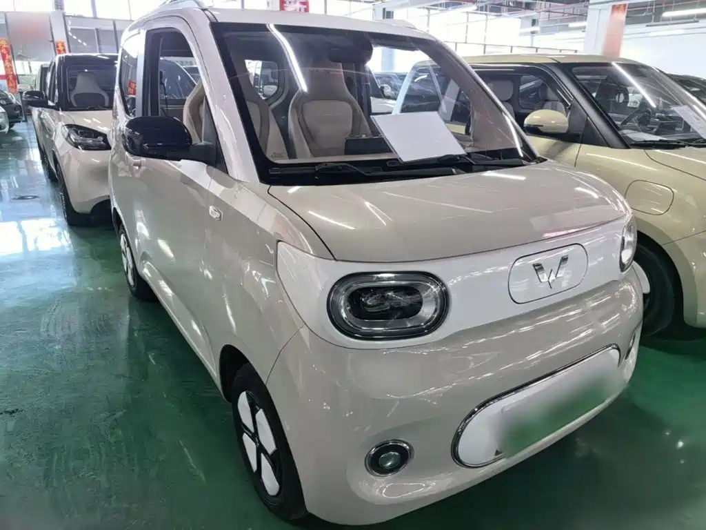 Wuling MINIEV — миниатюра 4