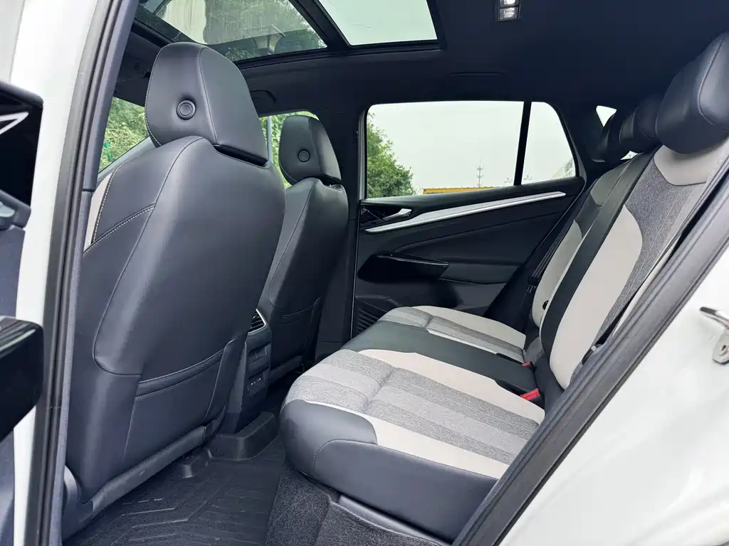 Volkswagen ID.4 Crozz — миниатюра 18