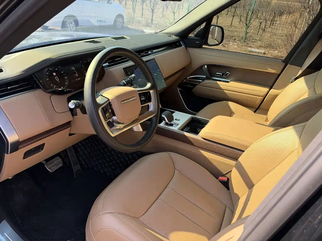 Land Rover Range Rover — миниатюра 9