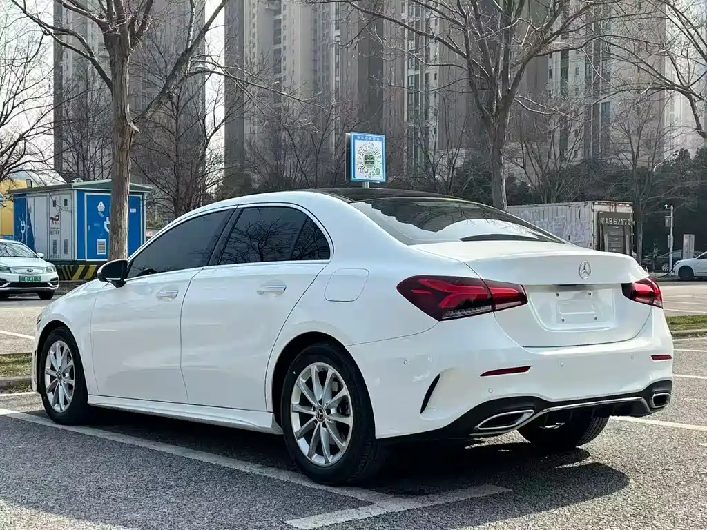 MERCEDES-BENZ A CLASS