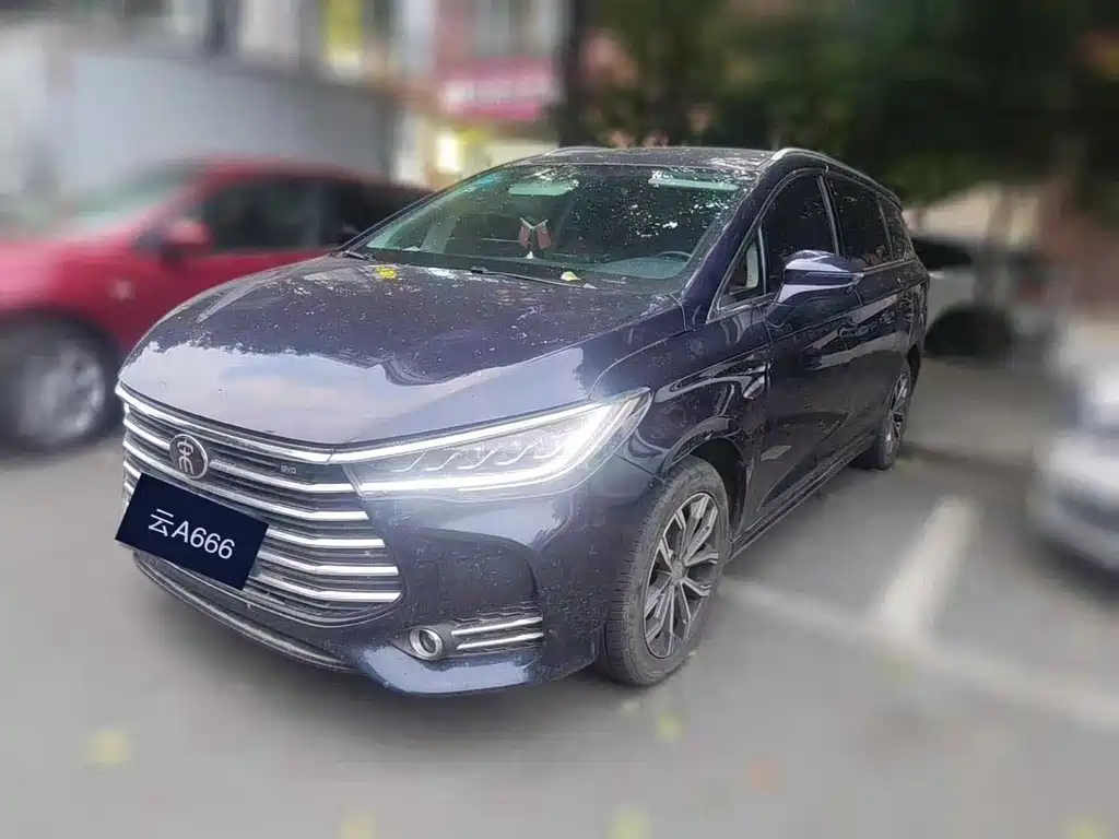 Купить BYD MAX