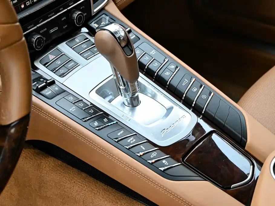 Porsche Panamera — миниатюра 13