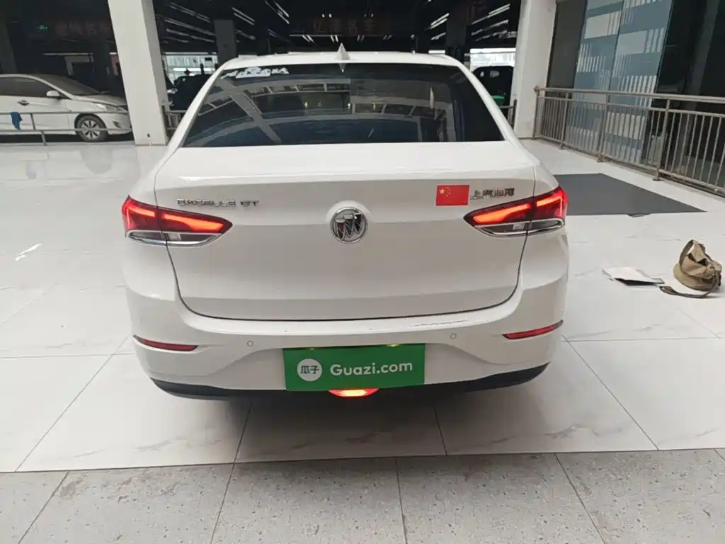 Buick Excelle — миниатюра 6