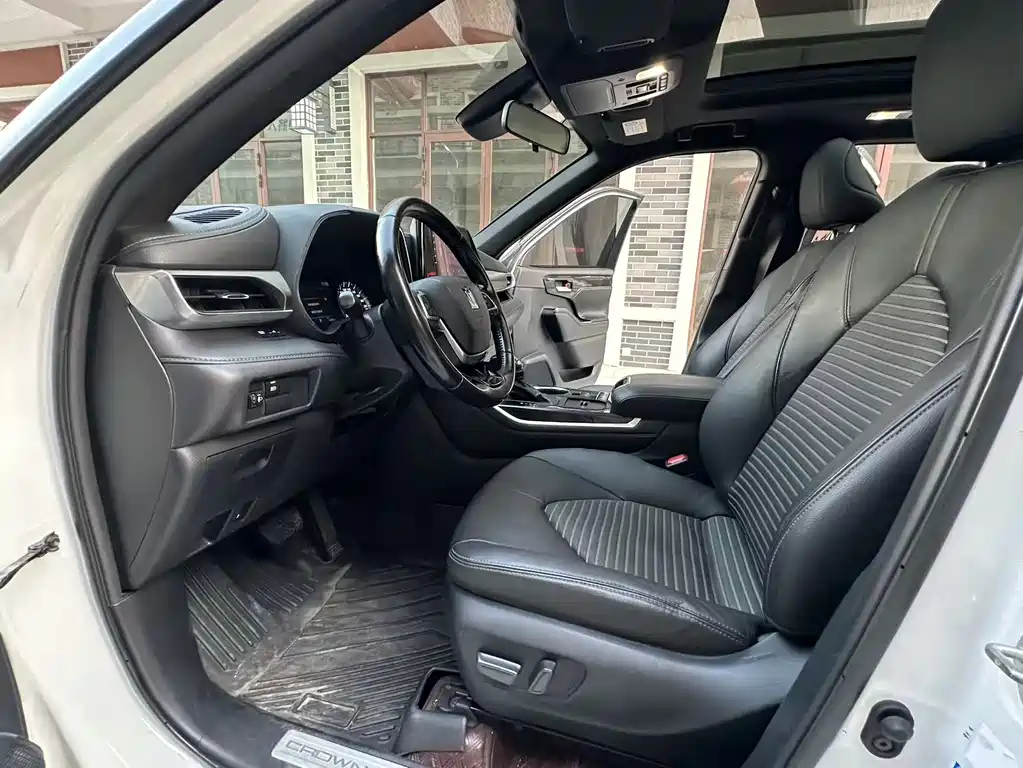 Toyota Crown Kluger 2021 2.5L HEV Luxury