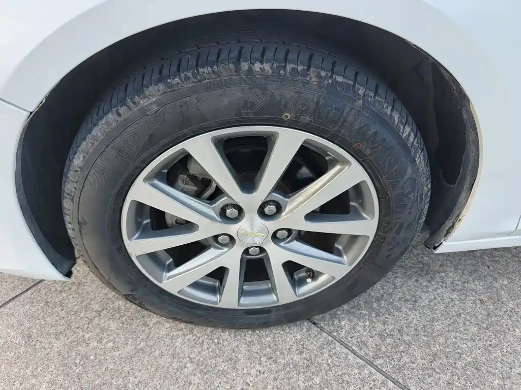 Chevrolet Malibu — миниатюра 13