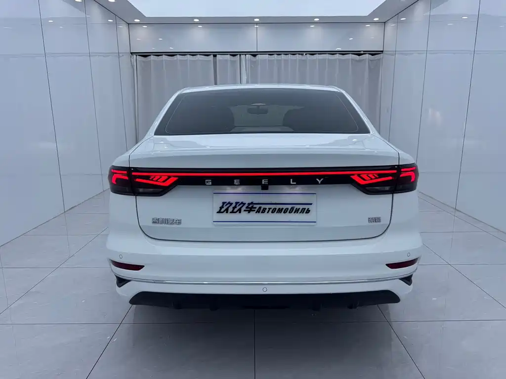 Geely Emgrand — миниатюра 5