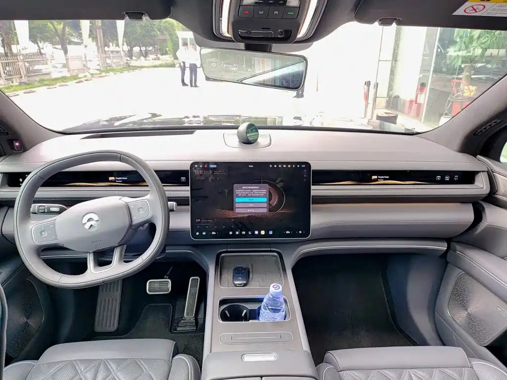 NIO ES8 — миниатюра 10
