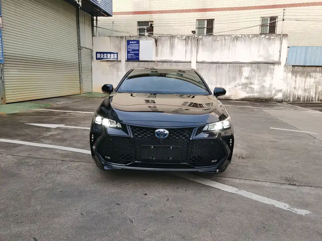 Toyota Avalon — миниатюра 2