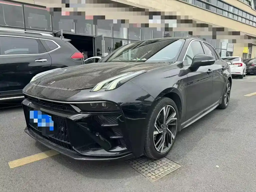 Купить Lynk & Co 03