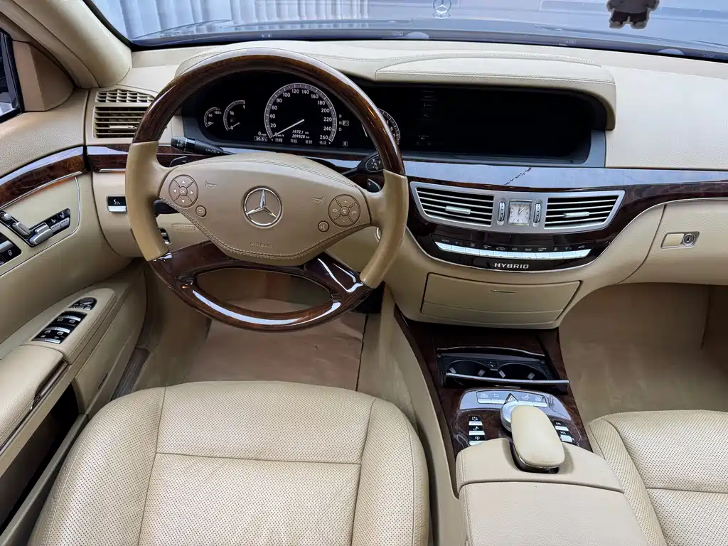 Mercedes-Benz S-Class — миниатюра 3