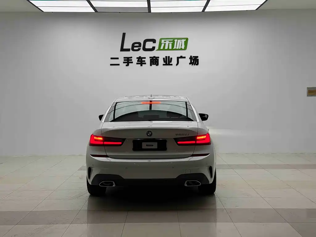 BMW 3 Series — миниатюра 7