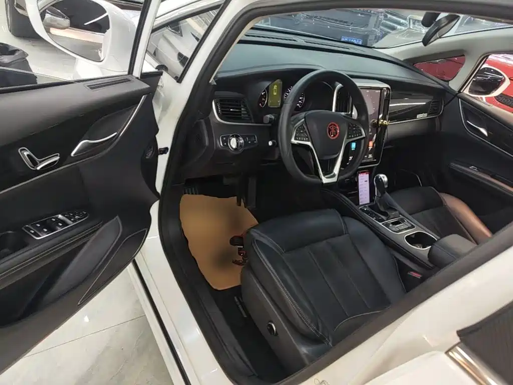 BYD MAX — миниатюра 16
