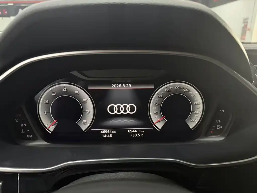 Audi Q3 — миниатюра 6