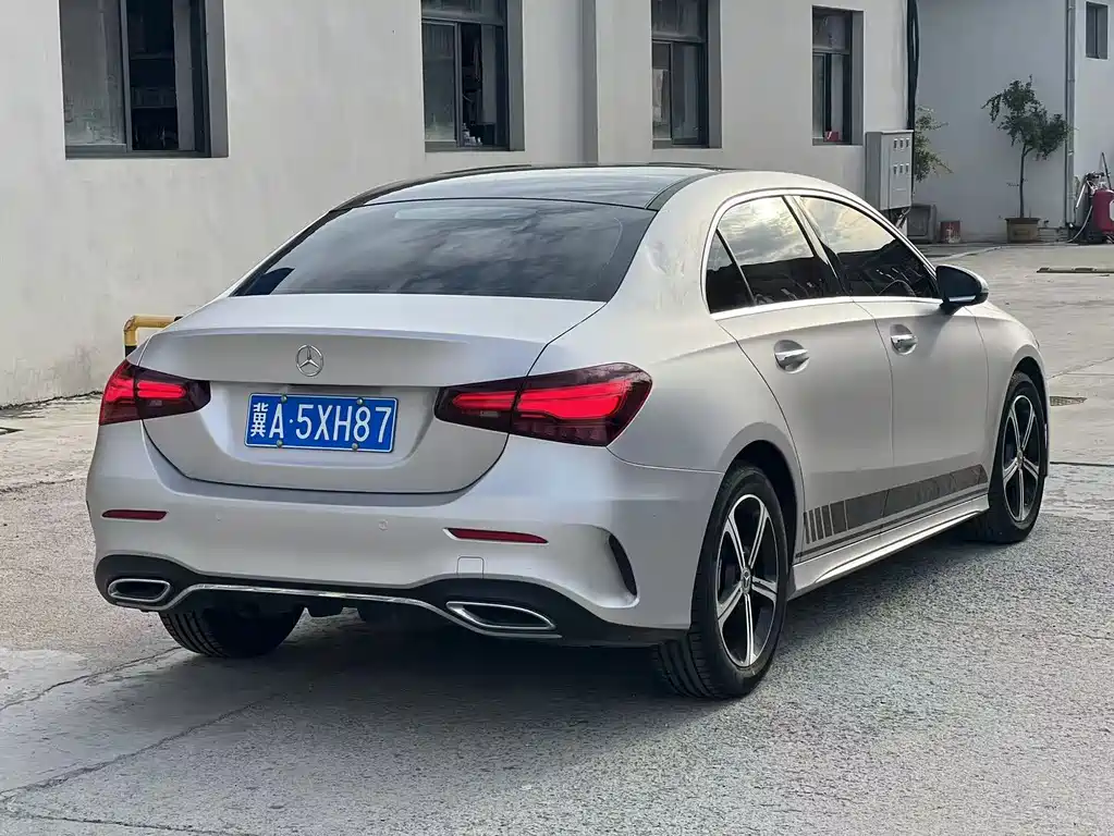 Mercedes-Benz A-Class — миниатюра 11