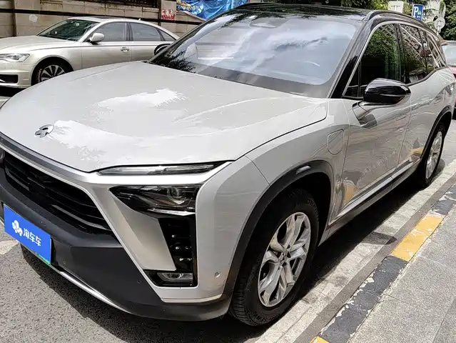2022 Nio ES8