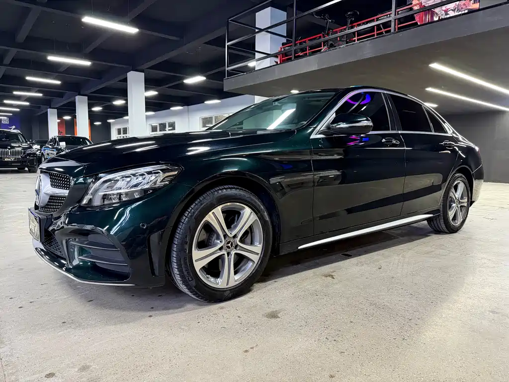 Mercedes-Benz C-Class 2020